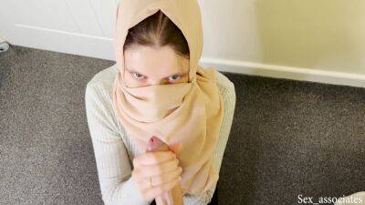 Young Muslim Pregnant Wife In Hijab Trained By Her Husbund On How To Please A Man - upornia.com