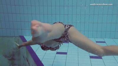 Czech Teen Sima In The Public Swimming Pool Nude - upornia.com - Czech Republic