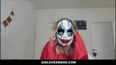 Katie Kush - Young step sister Katie Kush wakes up family step step-brother with her halloween costume on point of view - sexu.com