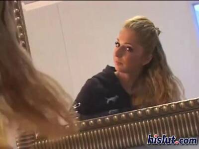blonde teen is showing what goes on behind the scenes - sunporno.com