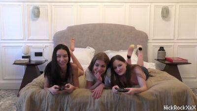 Trio Best Friends Teen Lesbian Play Sex Game With Big Natural Cock - hclips.com