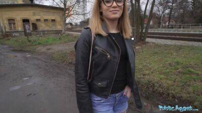Addicted to money Czech teen Rika Fane gets fucked - sunporno.com - Czech Republic