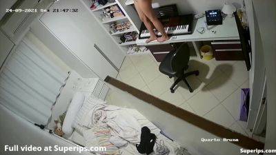 Ipcam Daily Routine Of A Young Girl In Her Room - hclips.com