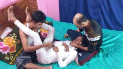 Young Girl Fucked By Two Guys In Pussy And Ass And Double Penetration Desi Porn - upornia.com