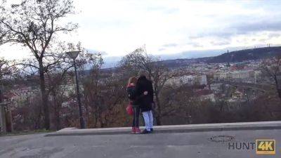Czech teen Rothaarige gets cash for a POV blowjob in front of her boyfriend - sexu.com - Czech Republic