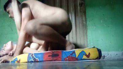 Young Couple Had Sex In An Abandoned House - hclips.com - Colombia
